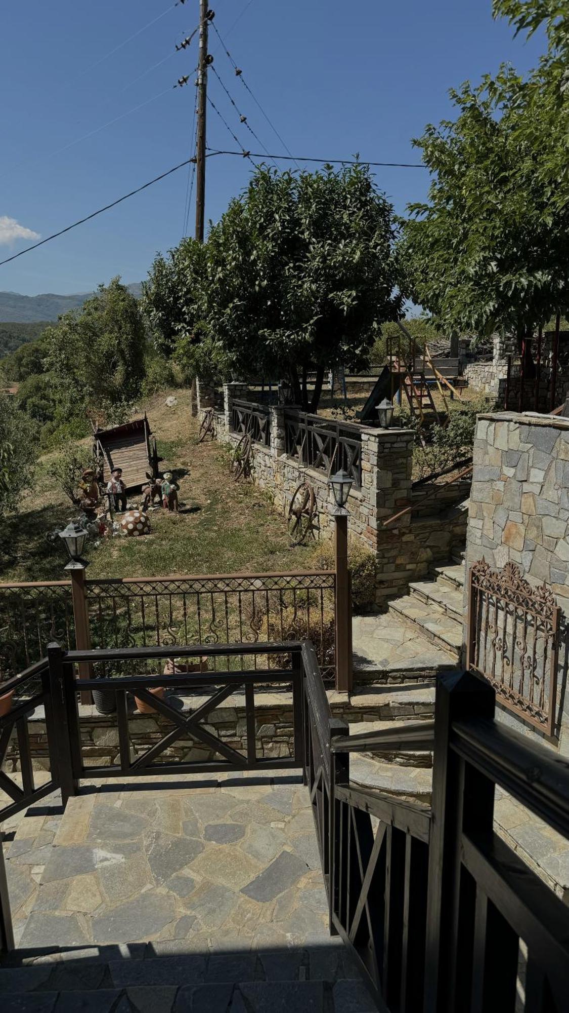 Guesthouse Kastro Edessa Exterior photo