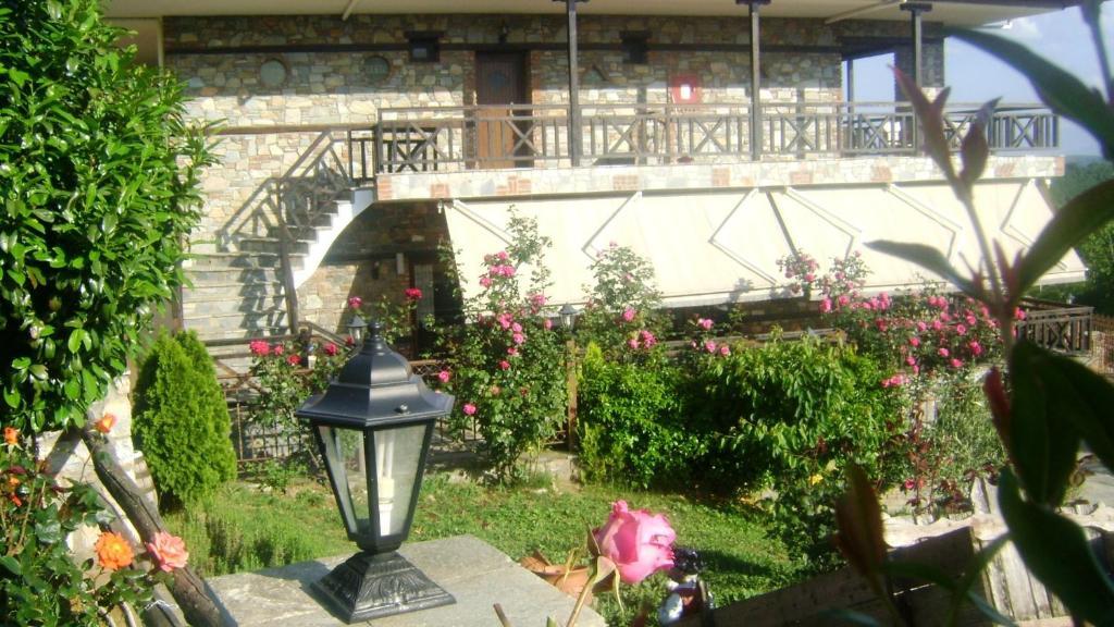 Guesthouse Kastro Edessa Exterior photo